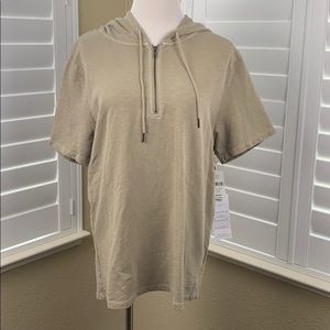 Short sleeve hoodie